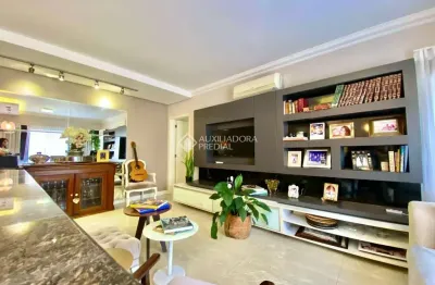 Apartamento com 2 quartos à venda na rua anita garibaldi, 360, mont serrat, porto alegre, 96 m2 por r$ 797.999