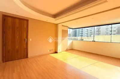 Apartamento com 3 quartos à venda na rua eça de queiroz, 819, petrópolis, porto alegre, 103 m2 por r$ 799.000