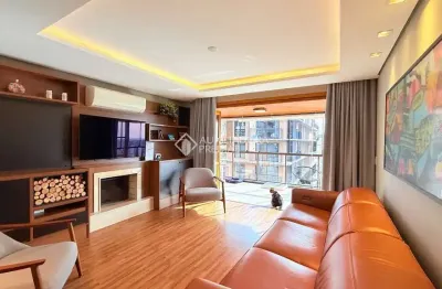 Apartamento com 3 quartos à venda na rua carlos trein filho, 577, auxiliadora, porto alegre, 163 m2 por r$ 1.890.000