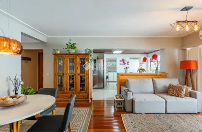 Apartamento com 2 quartos à venda na rua pedro ivo, 385, mont serrat, porto alegre, 101 m2 por r$ 990.000