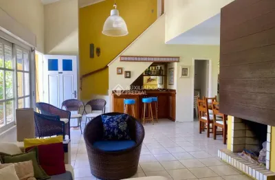 Casa em condomínio fechado com 3 quartos à venda na barbados, 102, marina, xangri-lá, 132 m2 por r$ 1.800.000