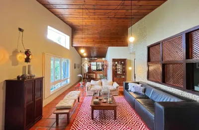 Casa em condomínio fechado com 5 quartos à venda na Avenida Professor Oscar Pereira, 6300, Cascata, Porto Alegre, 320 m2 por R$ 2.200.000