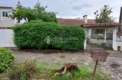 Casa com 3 quartos à venda na rua mura, 145, guarujá, porto alegre, 316 m2 por r$ 590.000