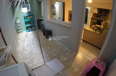 Apartamento com 1 quarto à venda na rua coronel fernando machado, 915, centro histórico, porto alegre, 52 m2 por r$ 240.000