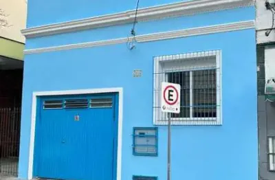 Casa com 2 quartos à venda na rua ernesto alves, 355, floresta, porto alegre, 100 m2 por r$ 600.000