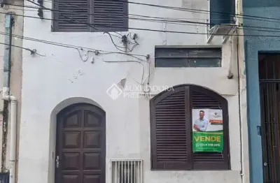 Casa com 2 quartos à venda na rua coronel fernando machado, 185, centro histórico, porto alegre, 87 m2 por r$ 330.000