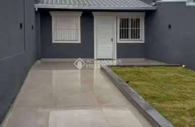 Casa com 1 quarto à venda na hugo cardoso, 366, fortuna, sapucaia do sul, 30 m2 por r$ 295.000