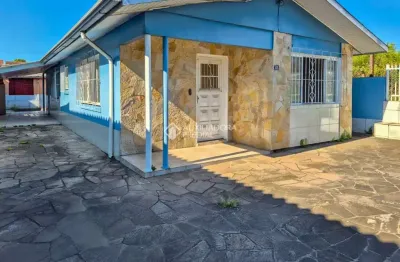 Casa com 3 quartos à venda na Rua Bolívia, 491, São José, Canoas, 82 m2 por R$ 330.000