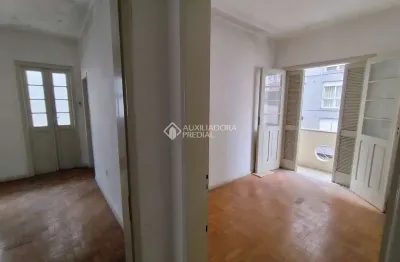 Apartamento com 3 quartos à venda na rua general cipriano ferreira, 551, centro histórico, porto alegre, 80 m2 por r$ 310.000