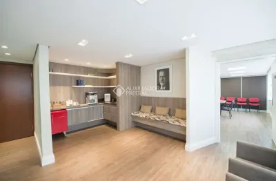 Apartamento à venda na rua general andrade neves, 14, centro histórico, porto alegre, 172 m2 por r$ 540.000