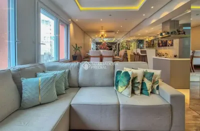 Apartamento com 3 quartos à venda na Rua Marechal Floriano Peixoto, 737, Centro Histórico, Porto Alegre, 125 m2 por R$ 980.000