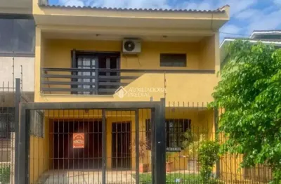 Casa com 3 quartos à venda na Rua Conde de Porto Alegre, 356, Nossa Senhora das Graças, Canoas, 183 m2 por R$ 640.000