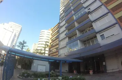Apartamento com 3 quartos à venda na avenida mauá, 841, centro histórico, porto alegre, 156 m2 por r$ 680.000
