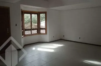 Casa em condomínio fechado com 3 quartos à venda na rua liberal, 1200, tristeza, porto alegre, 148 m2 por r$ 650.000