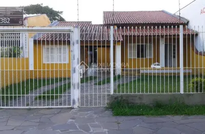 Casa em condomínio fechado com 4 quartos à venda na rua doutor barcelos, 2365, tristeza, porto alegre, 229 m2 por r$ 740.000