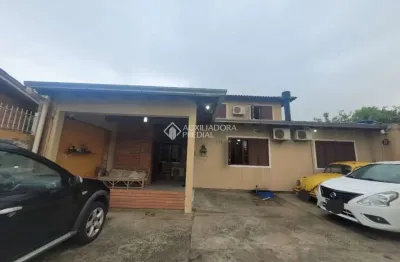 Casa com 3 quartos à venda na rua doutor joão inácio, 756, sumaré, alvorada, 118 m2 por r$ 490.000