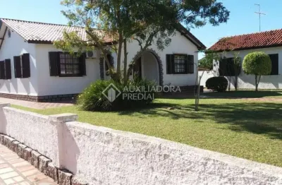 Casa com 3 quartos à venda na borges de medeiros, 287, centro, tapes, 200 m2 por r$ 1.250.000