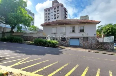 Casa em condomínio fechado com 4 quartos à venda na rua carlos von koseritz, 960, são joão, porto alegre, 232 m2 por r$ 1.400.000