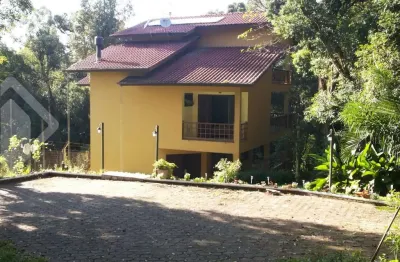 Fazenda à venda na paulino karasinski, 303, centro, itaiópolis, 336 m2 por r$ 3.900.000