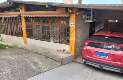 Casa com 3 quartos à venda na rua vicenta maria, 40, rubem berta, porto alegre, 200 m2 por r$ 550.000