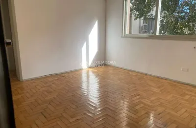 Apartamento com 1 quarto à venda na rua joão alfredo, 558, cidade baixa, porto alegre, 41 m2 por r$ 180.000