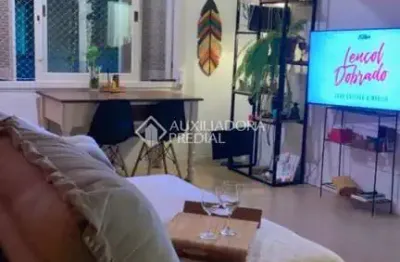 Apartamento com 1 quarto à venda na rua santos dumont, 577, floresta, porto alegre, 64 m2 por r$ 230.000