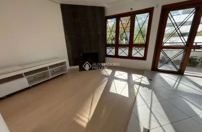 Cobertura com 2 quartos para alugar na rua padre schoeler, 17, rio branco, porto alegre, 128 m2 por r$ 4.650