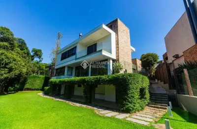 Casa em condomínio fechado com 4 quartos para alugar na avenida bento gonçalves, 8083, agronomia, porto alegre, 493 m2 por r$ 19.000