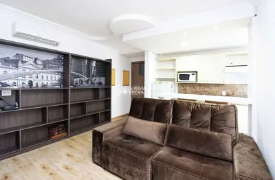 Apartamento com 1 quarto para alugar na rua jardim cristofel, 155, independência, porto alegre, 57 m2 por r$ 3.900