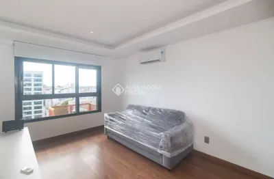Loft com 1 quarto para alugar na avenida independência, 1053, independência, porto alegre, 46 m2 por r$ 4.000
