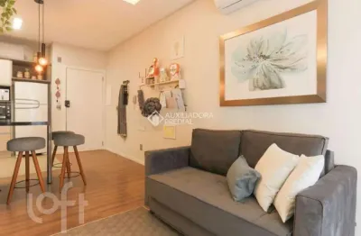 Apartamento com 1 quarto para alugar na Avenida Independência, 1053, Bom Fim, Porto Alegre, 41 m2 por R$ 4.000