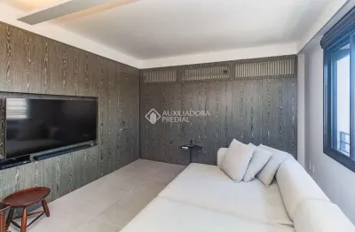 Cobertura com 2 quartos para alugar na Avenida Nova York, 205, Auxiliadora, Porto Alegre, 130 m2 por R$ 18.000