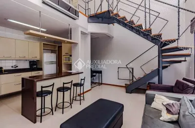 Apartamento com 1 quarto para alugar na Alameda Alceu Wamosy, 181, Três Figueiras, Porto Alegre, 75 m2 por R$ 4.300