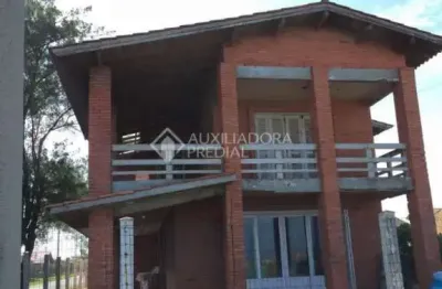 Casa em condomínio fechado com 5 quartos à venda na BEIRA MAR, 327, Atlântida Sul (Distrito), Osório, 200 m2 por R$ 749.000