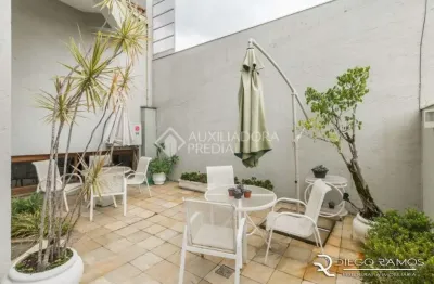 Casa em condomínio fechado com 6 quartos à venda na rua gustavo schmidt, 277, três figueiras, porto alegre, 445 m2 por r$ 2.999.000