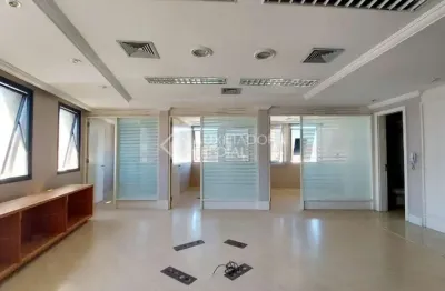 Sala comercial à venda na avenida luiz manoel gonzaga, 450, três figueiras, porto alegre, 76 m2 por r$ 664.000