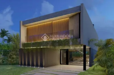 Casa em condomínio fechado com 4 quartos à venda na rua rio camisas, 101, centro, xangri-lá, 227 m2 por r$ 2.289.000