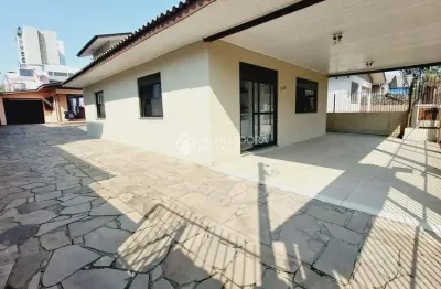 Casa com 3 quartos à venda na rua nestor domingos rizzo, 1348, desvio rizzo, caxias do sul, 147 m2 por r$ 798.000