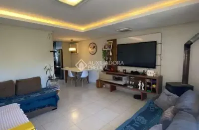 Casa com 2 quartos à venda na rua evelina blanco garagorry, 300, são luiz, caxias do sul, 85 m2 por r$ 420.000