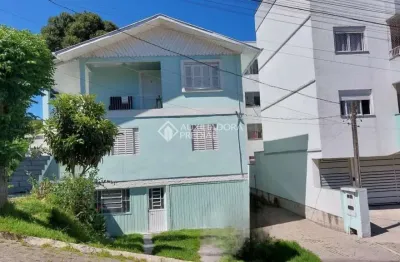 Casa com 6 quartos à venda na rua bolivar dornelles, 59, kayser, caxias do sul, 287 m2 por r$ 850.000