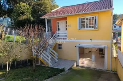 Casa com 3 quartos à venda na rua osvaldo de assis, 467, santo antônio, caxias do sul, 117 m2 por r$ 600.000