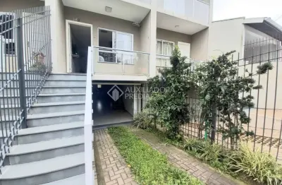 Casa com 2 quartos à venda na rua arthur tiellet, 289, kayser, caxias do sul, 157 m2 por r$ 420.000