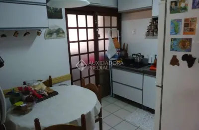 Apartamento com 2 quartos à venda na rua waldemar lazzarotto, 610, interlagos, caxias do sul, 47 m2 por r$ 220.000