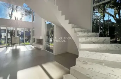 Casa com 3 quartos à venda na cerejeira, 199, carniel, gramado, 355 m2 por r$ 3.890.000