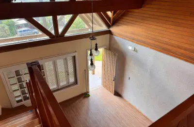 Casa com 3 quartos à venda na ruy barbosa, 472, maggi, canela, 220 m2 por r$ 1.690.000