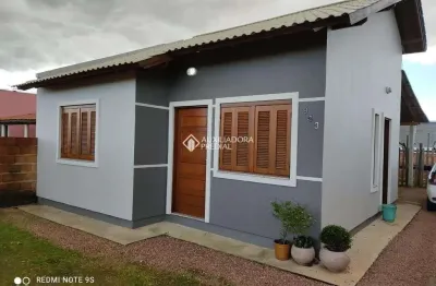 Casa com 2 quartos à venda na Rua Adolfo Manoel Sebastião, 943, Flórida, Guaíba, 42 m2 por R$ 330.000