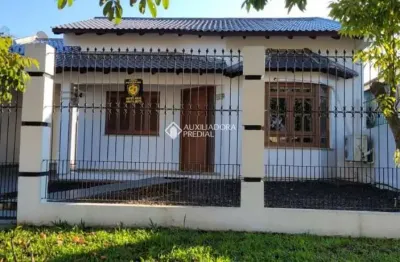 Casa com 2 quartos à venda na rua anita garibaldi, 201, jardim dos lagos, guaíba, 90 m2 por r$ 550.000