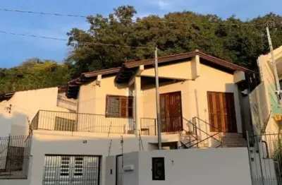 Casa com 3 quartos à venda na rua aladim de araújo pinto, 23, centro, guaíba, 158 m2 por r$ 800.000