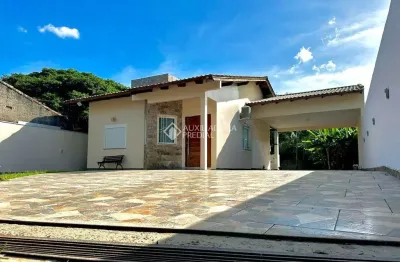 Casa com 2 quartos à venda na marcílio dias, 235, alvorada, guaíba, 80 m2 por r$ 330.000