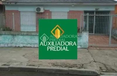 Casa com 2 quartos à venda na rua lothar zenker, 223, centro, guaíba, 90 m2 por r$ 370.000